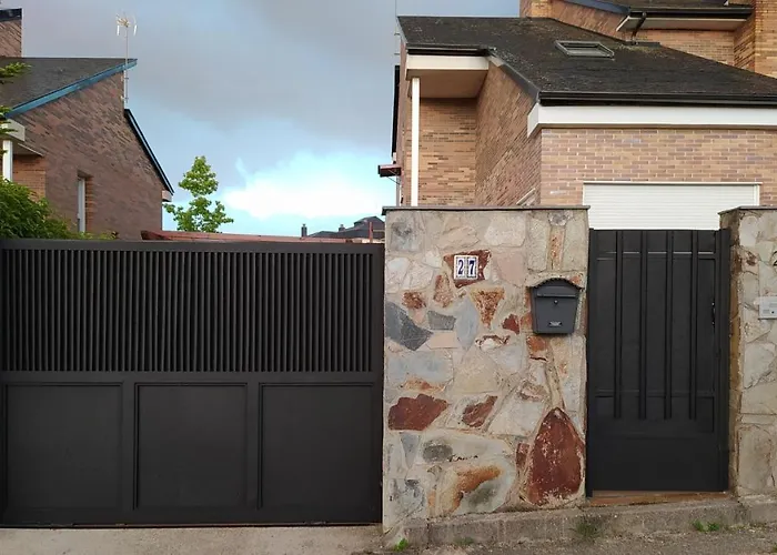 Ciervos - Pena Del Oso * 엘에스피나르